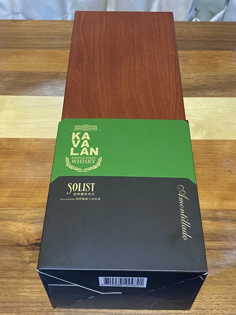 KAVALAN SOLIST 750ml 58.6% カバラン　ソリスト