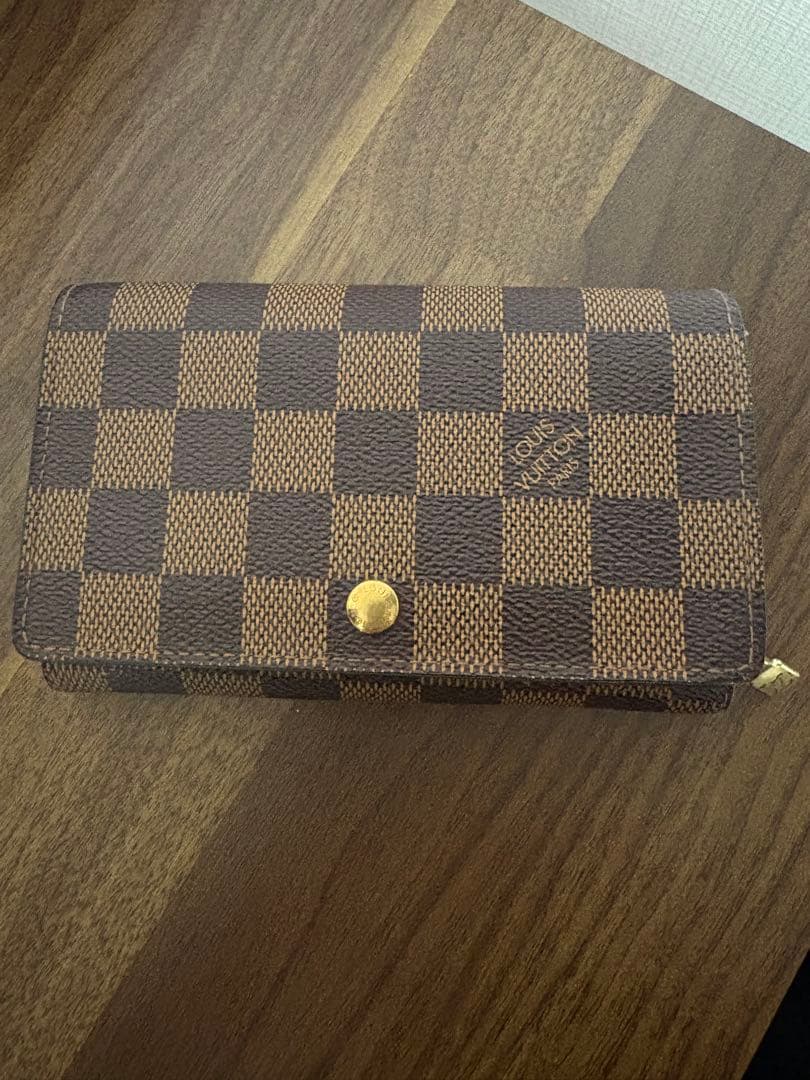 ポルトフォイユ トレゾール　財布