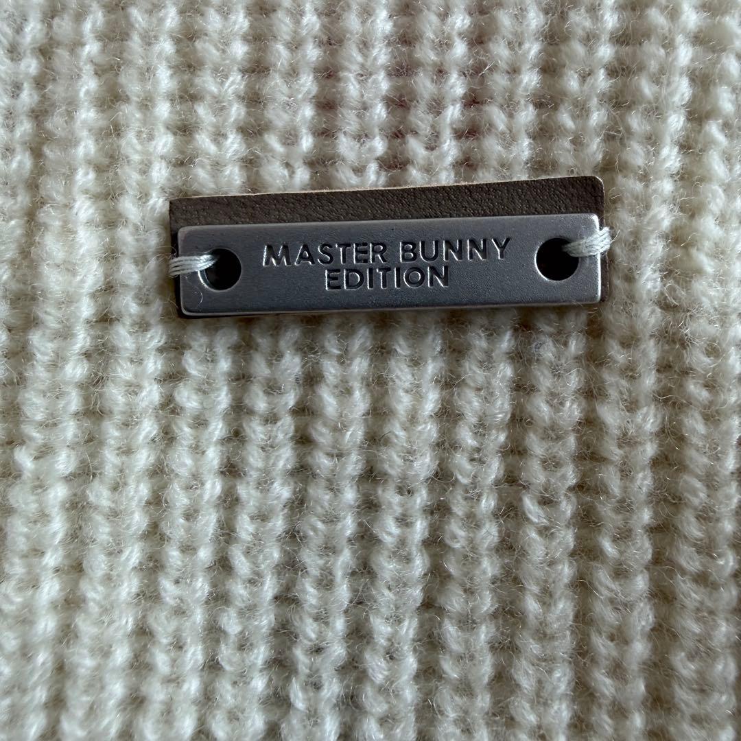 マスターバニー　ニット　セーター　M〜L相当　中綿ダウン　ウール100% 白