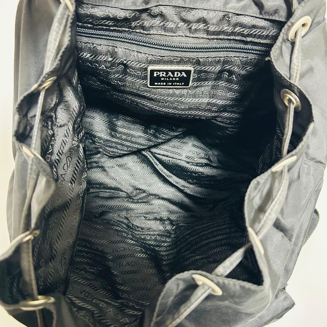 美品PRADA プラダ 巾着型 リュックサック デイパック レディースブラック