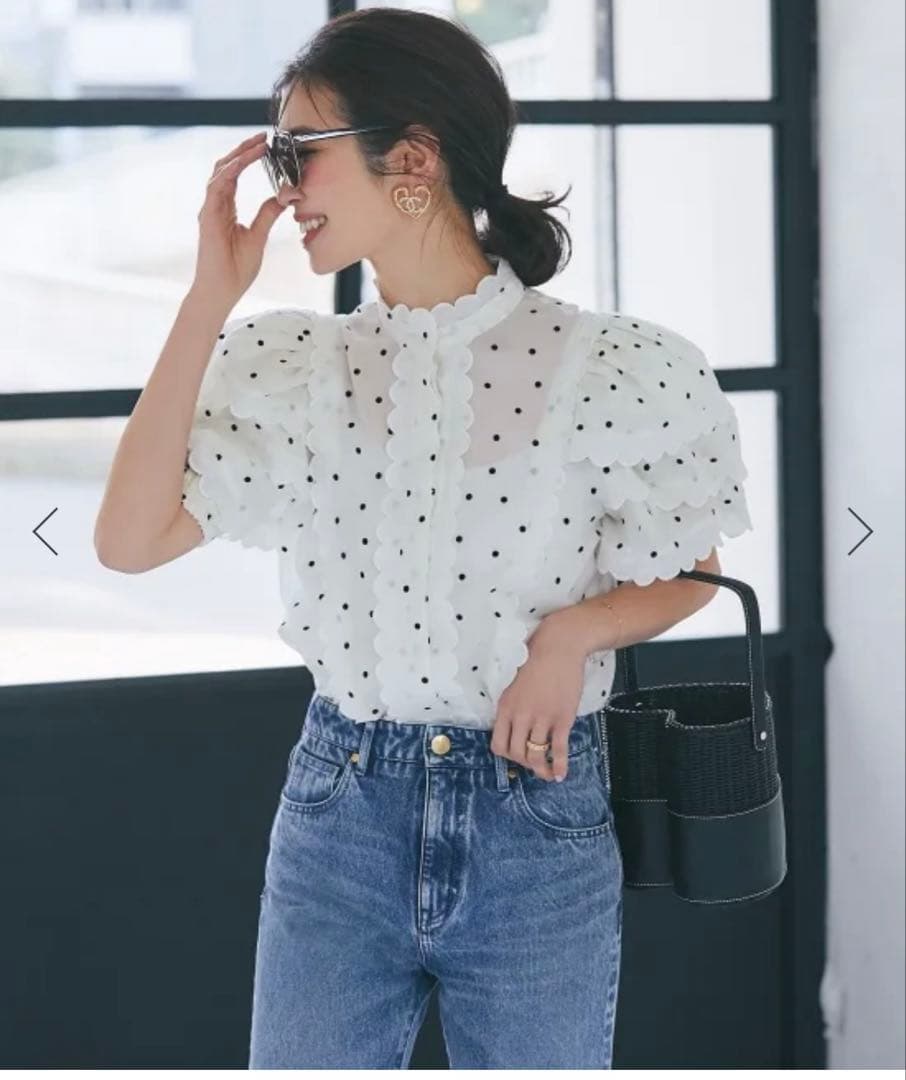 セブンテン　スカラップティアードブラウス