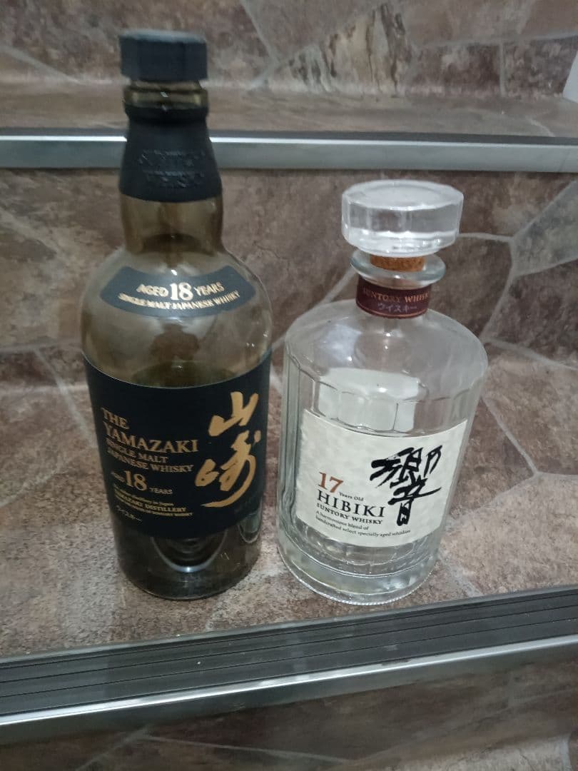 山崎18年 & 響17年 空瓶