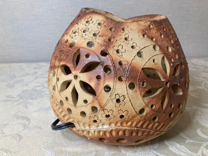 陶器　室内照明　ライト　ランプ　作家物　直径約20.0cm×高さ約16.0cm