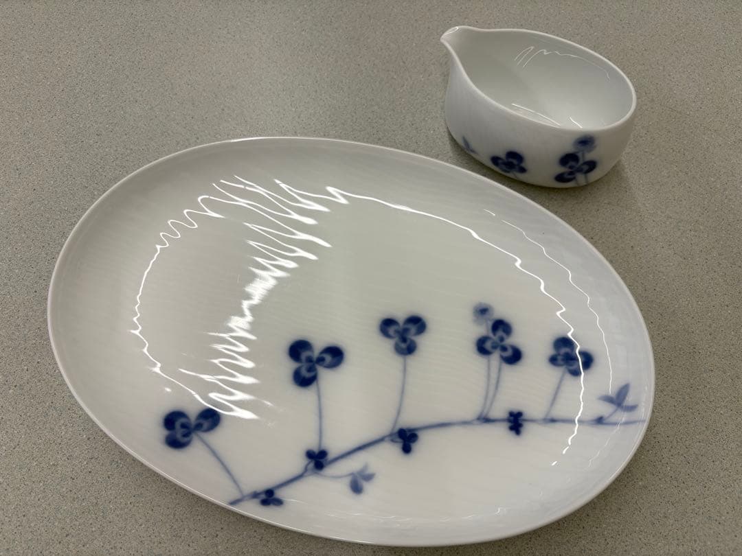 大倉陶園 ハピネス オーバル皿、片口 ソース入れ