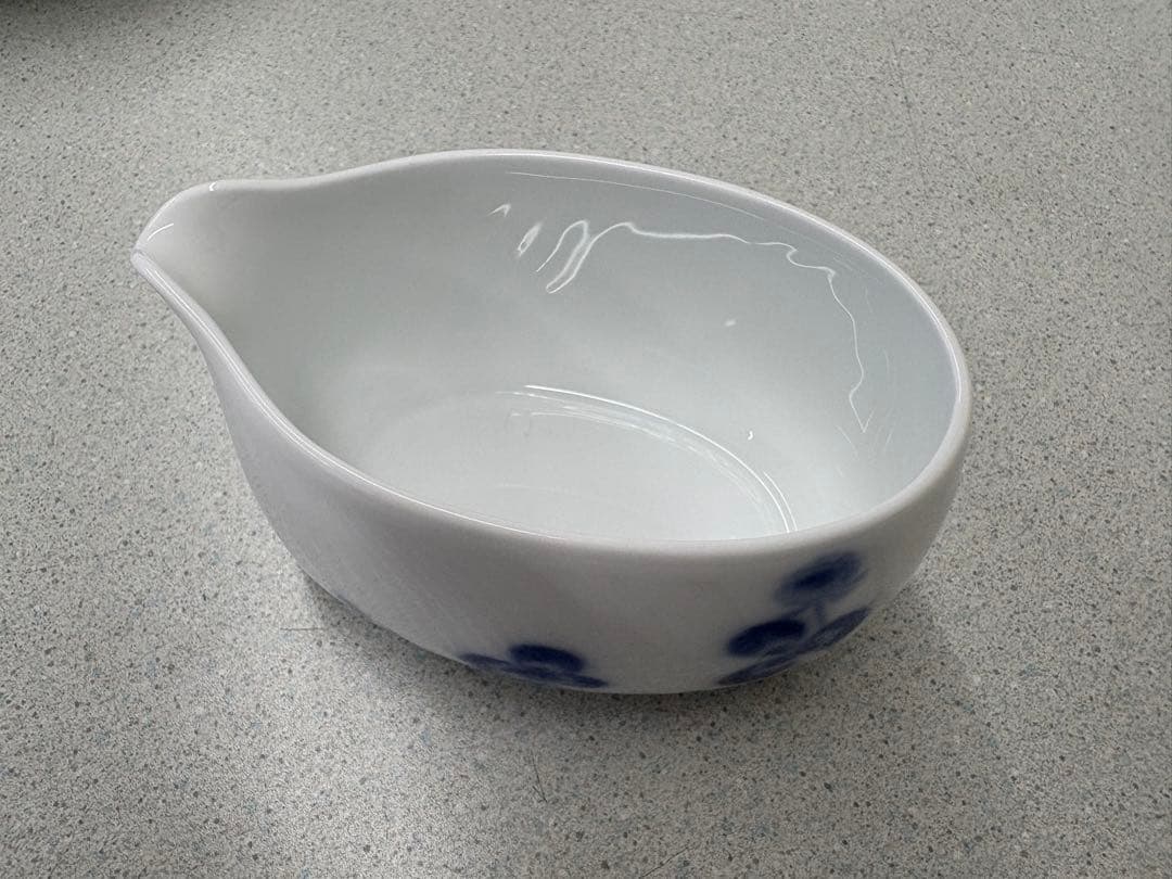 大倉陶園 ハピネス オーバル皿、片口 ソース入れ