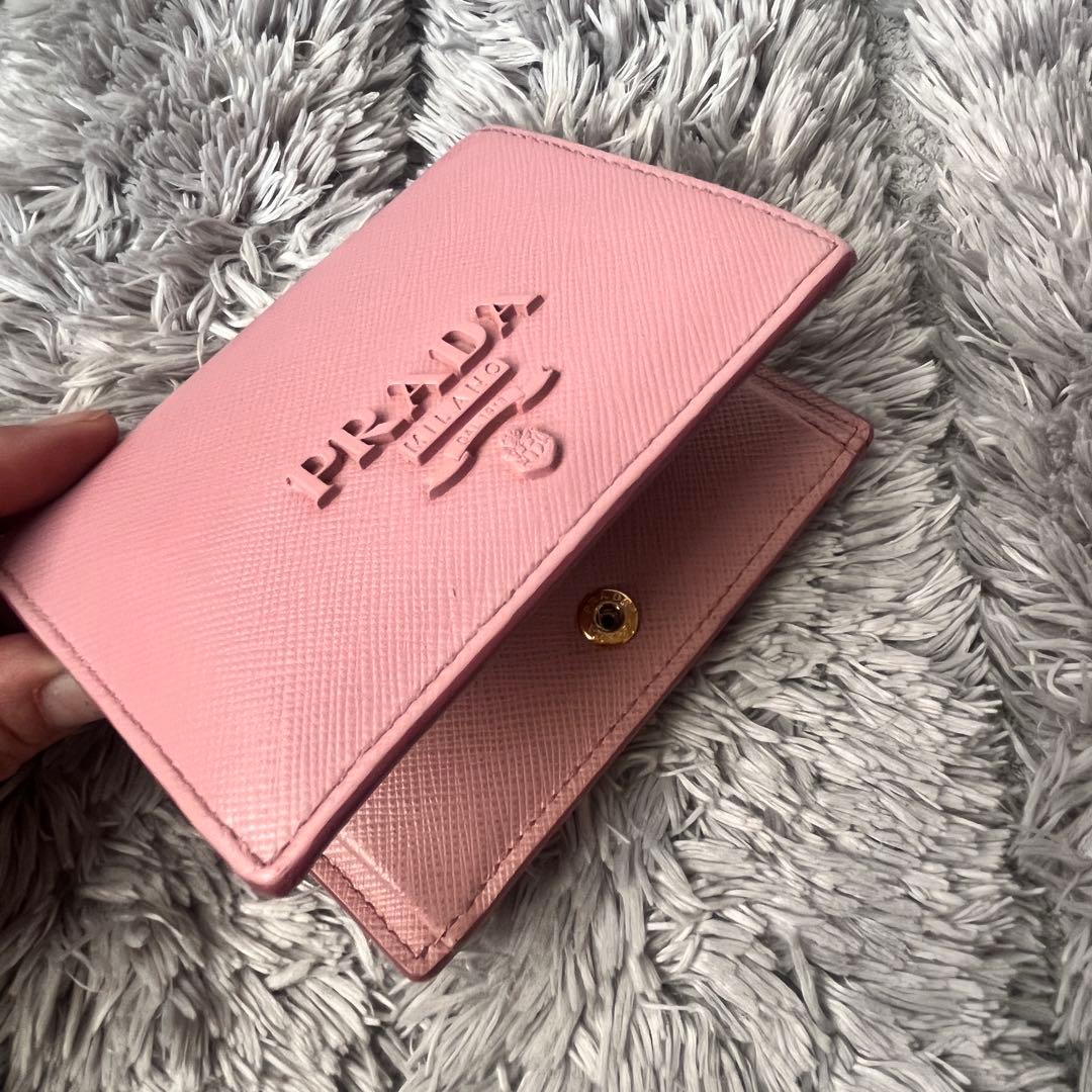 PRADA✨シャイン　折り財布　サフィアーノ　ピンク　レディース
