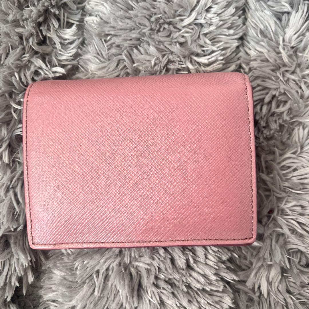 PRADA✨シャイン　折り財布　サフィアーノ　ピンク　レディース
