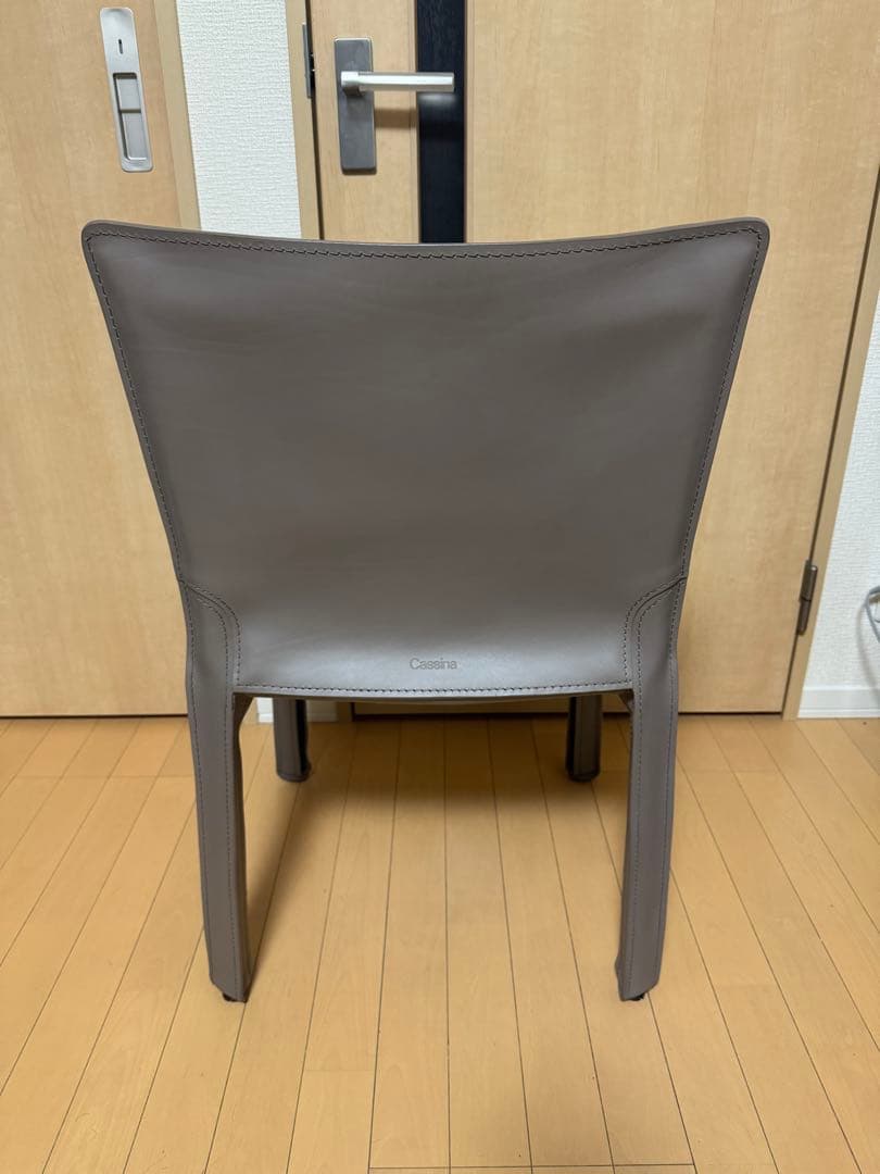 Cassina 412 CABチェア