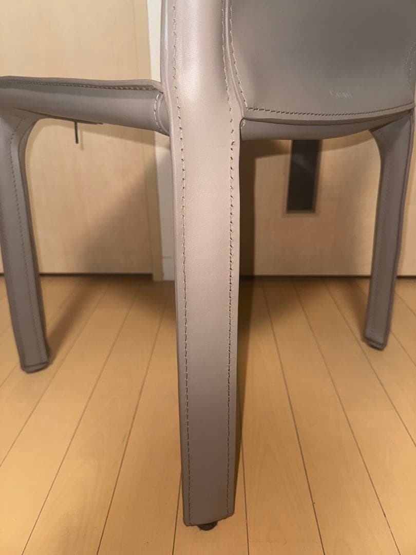 Cassina 412 CABチェア