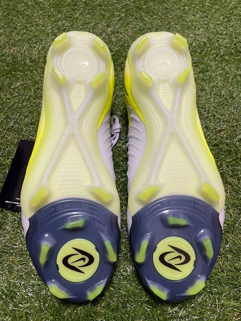 Nike ファントムGX2 エリート　メタリックシルバー×ブラック