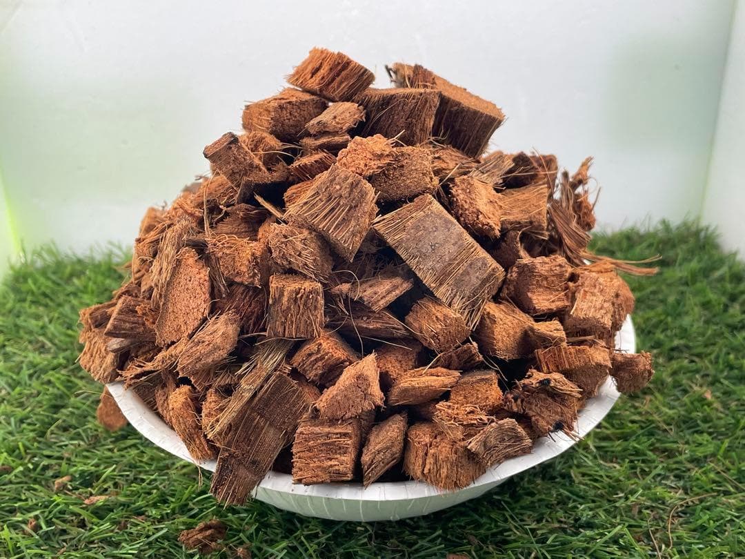 (セール価格８日まで)　２Ｓ約２００Ｌヤシガラハスクチップ