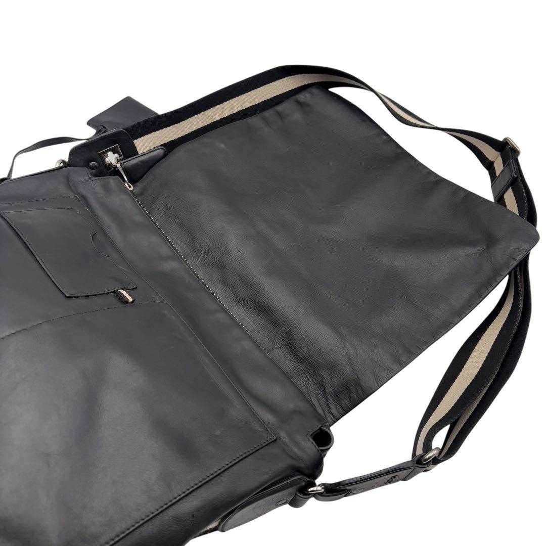 BALLY バリー メッセンジャーバッグ メンズ レザー 大容量 シンプル c7