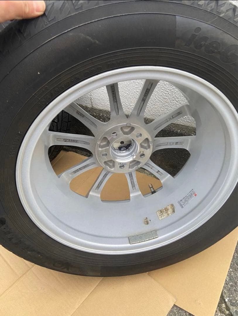 COCO品極美品ヨコハマ アイスガードIG70 195/65R16