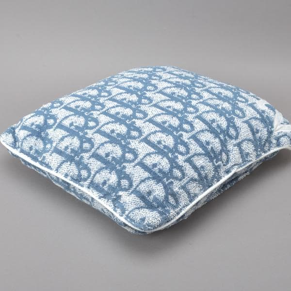 美品◇クリスチャンディオール Dior トロッター柄 クッション タオル生地 青