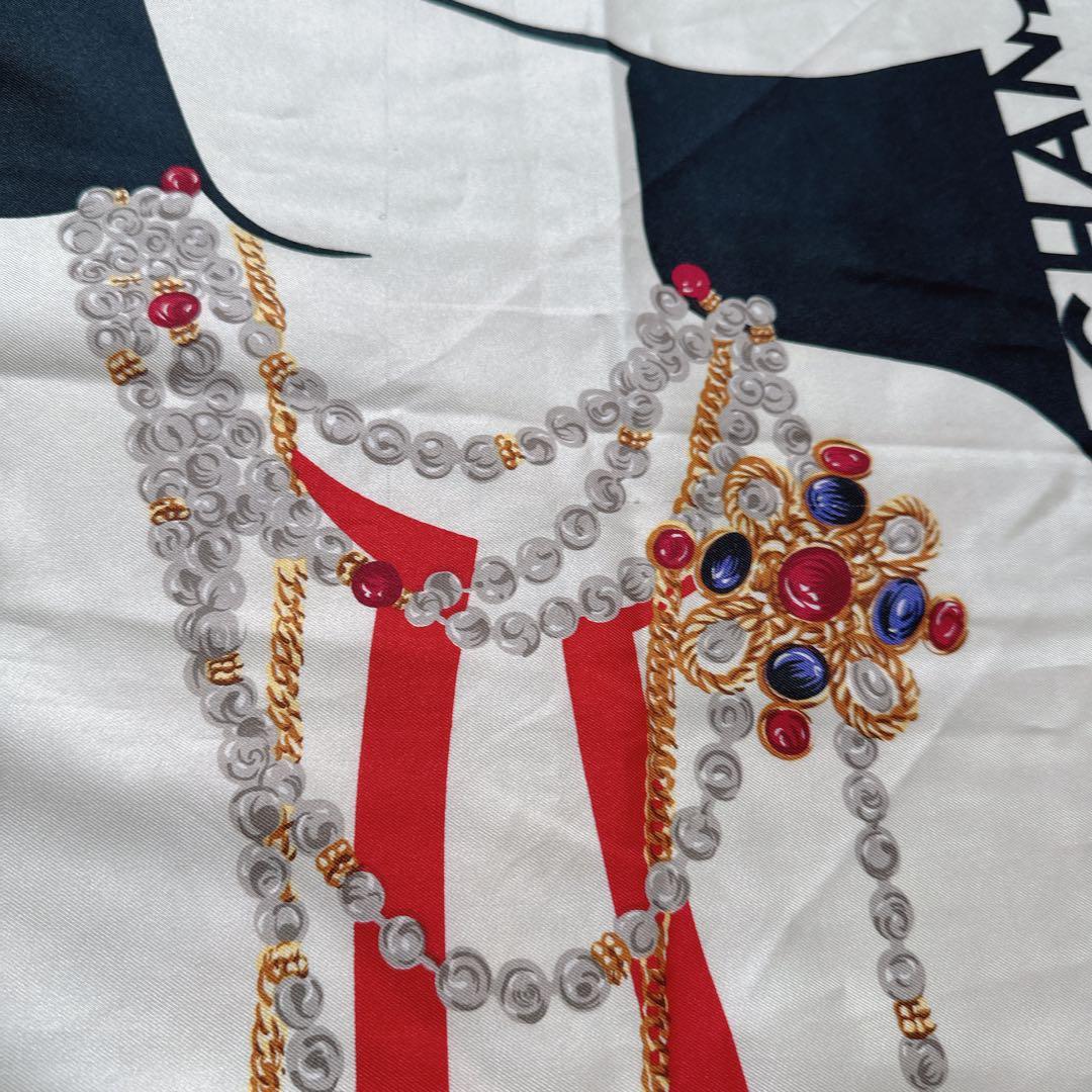 CHANEL シャネル スカーフ シルク 宝石柄 ジュエリー