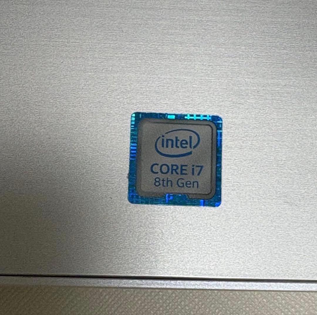 ●美品●ノートパソコン●DELL Inspiron 5570● 15.6インチ●