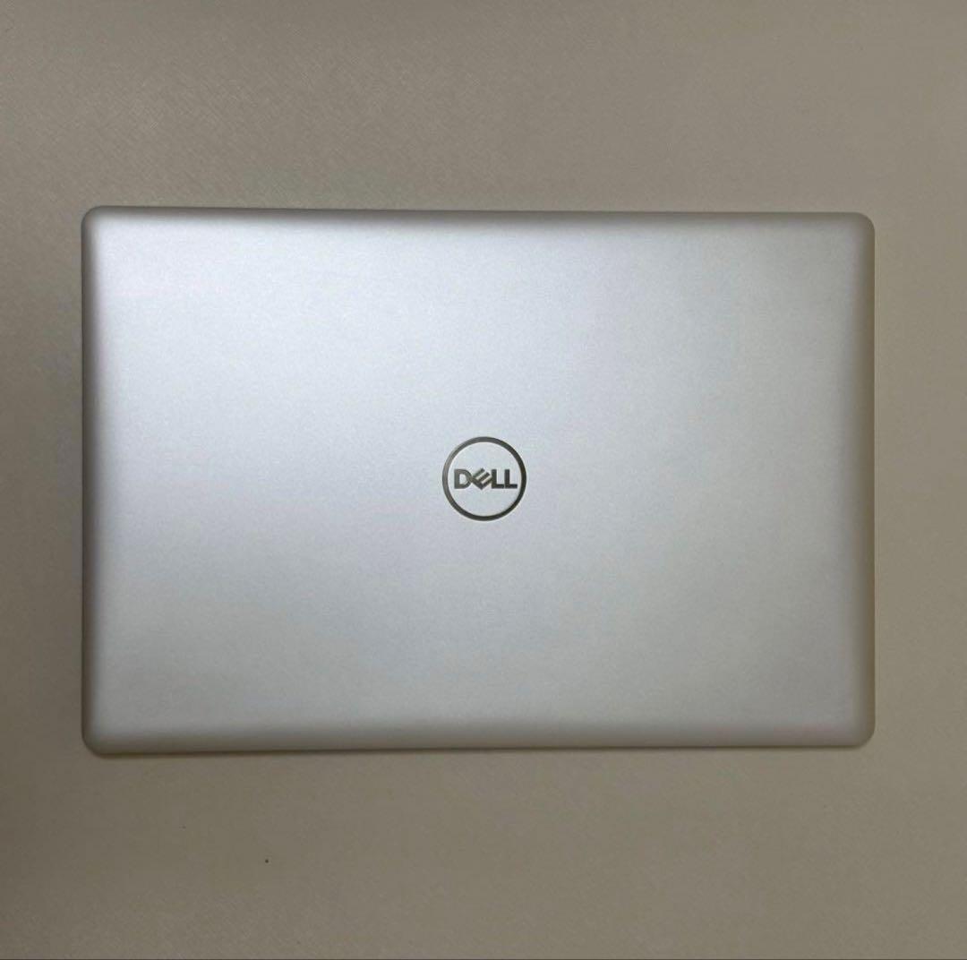 ●美品●ノートパソコン●DELL Inspiron 5570● 15.6インチ●