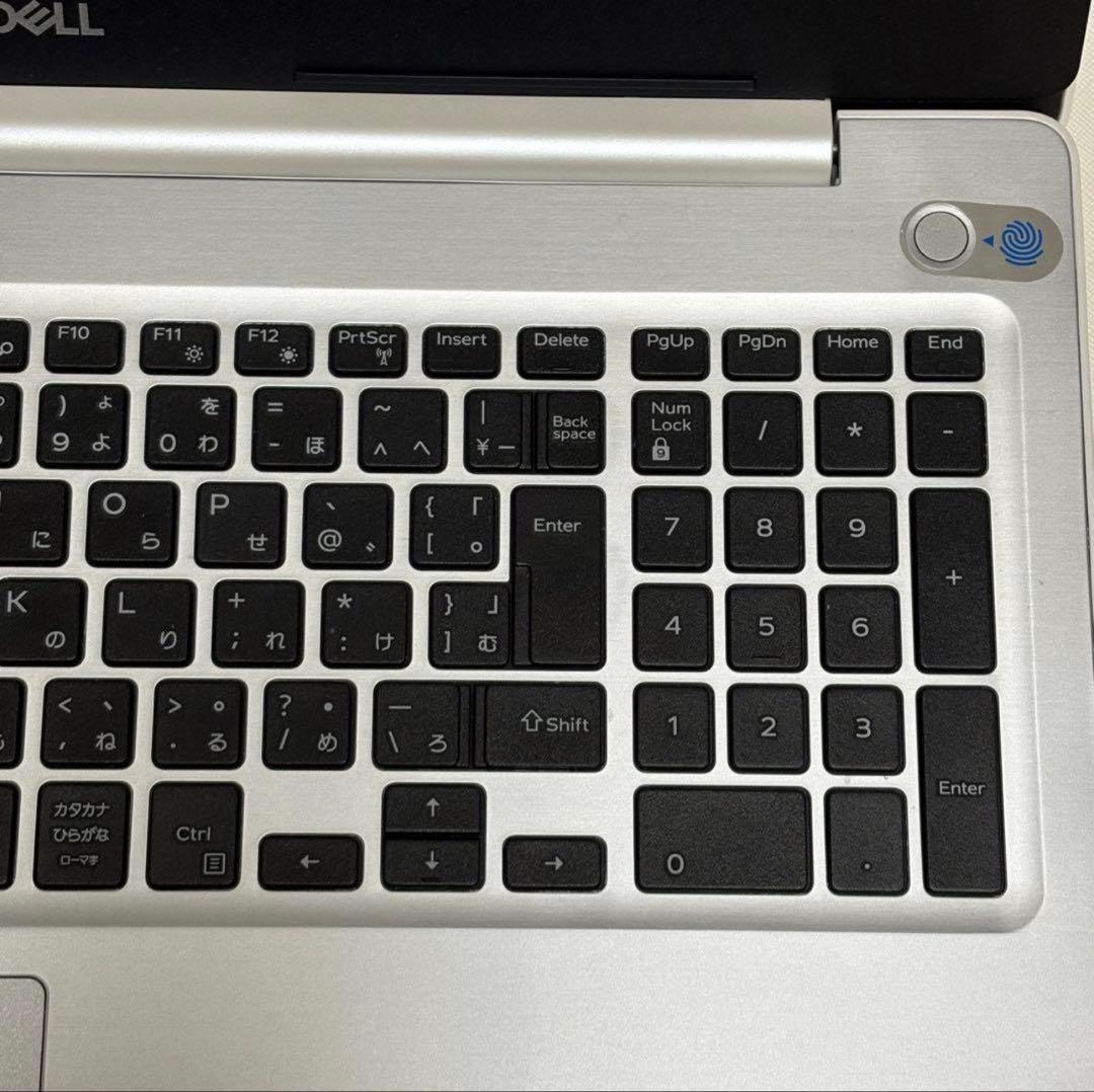 ●美品●ノートパソコン●DELL Inspiron 5570● 15.6インチ●