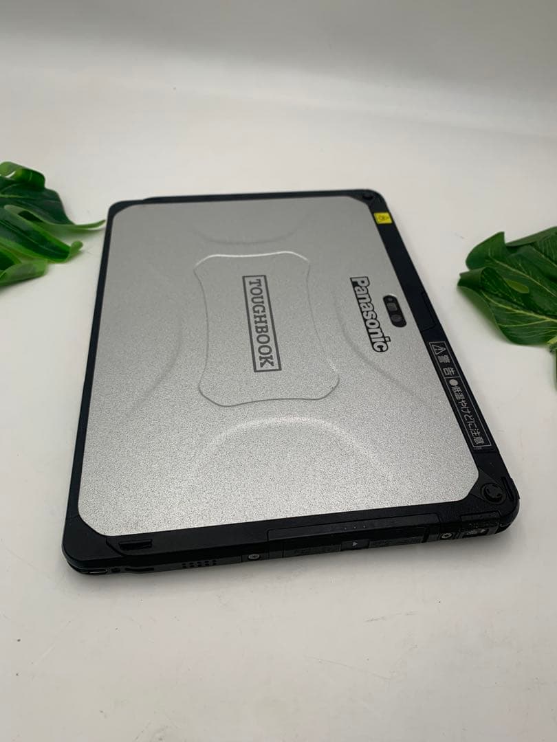 Panasonic Toughbook Core i5 7Y57 タッチパネル