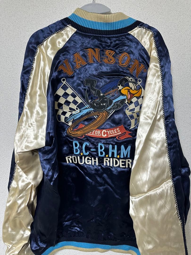 vanson ルーニー・テューンズ スカジャン