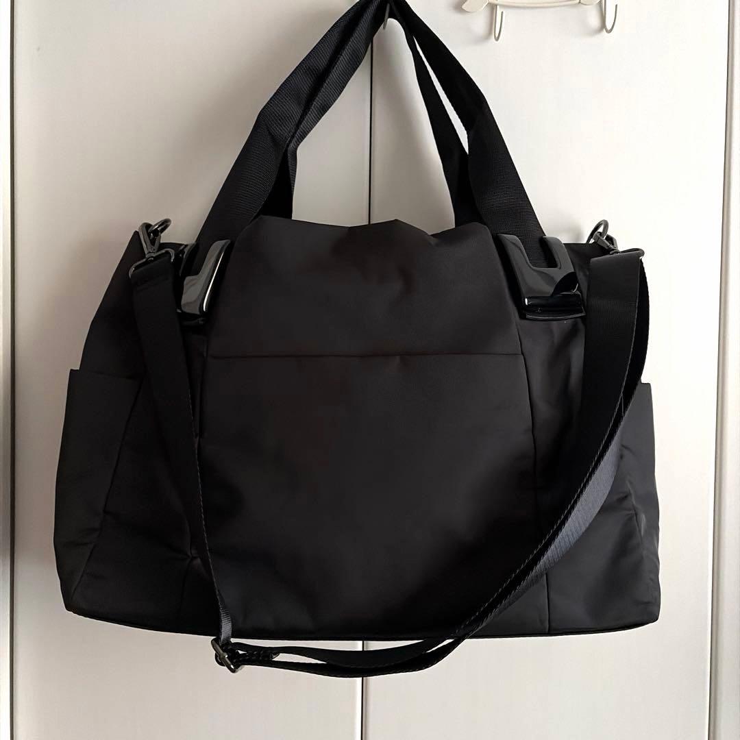 未使用品＊イアパピヨネ WEB限定カラー ショルダー付き樹脂パーツトートバッグM