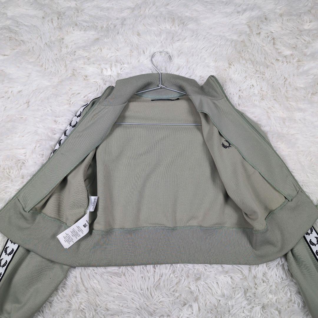 フレッドペリー クロップドトラックジャケット Ｍ オリーブ ポルトガル製