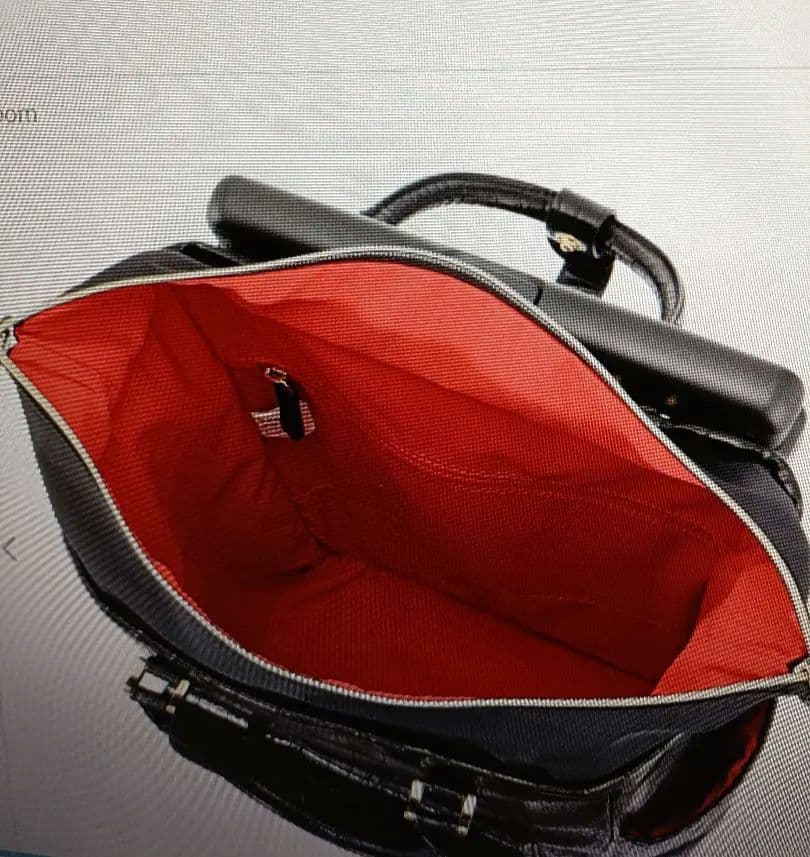 未使用スワニーキャリーケースクロコダイル型押し Ｌサイズ