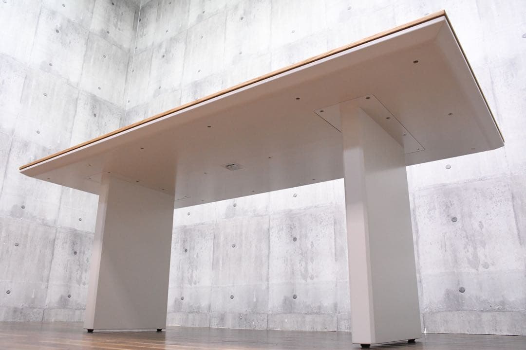 EAK79 展示品 アルフレックス アフォガート ダイニングテーブル 41万