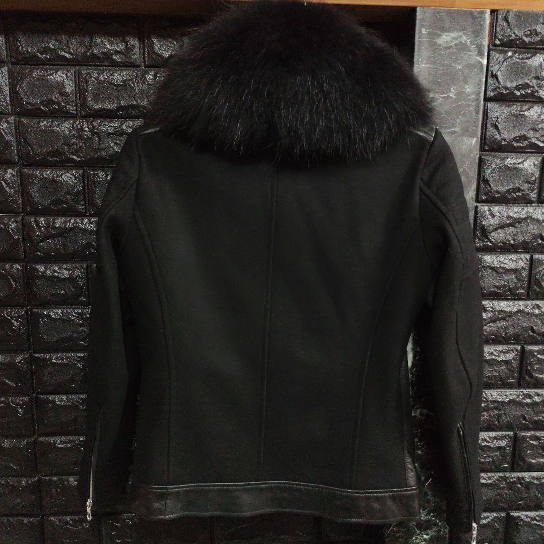 よ　美品５３５１プールオム 羊革×ラビットファージャケットラクーンファーＭ