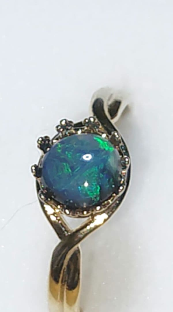 あんしん鑑定付　極ネオン　ライトニングリッジ産ブラックオパール 24Kgp