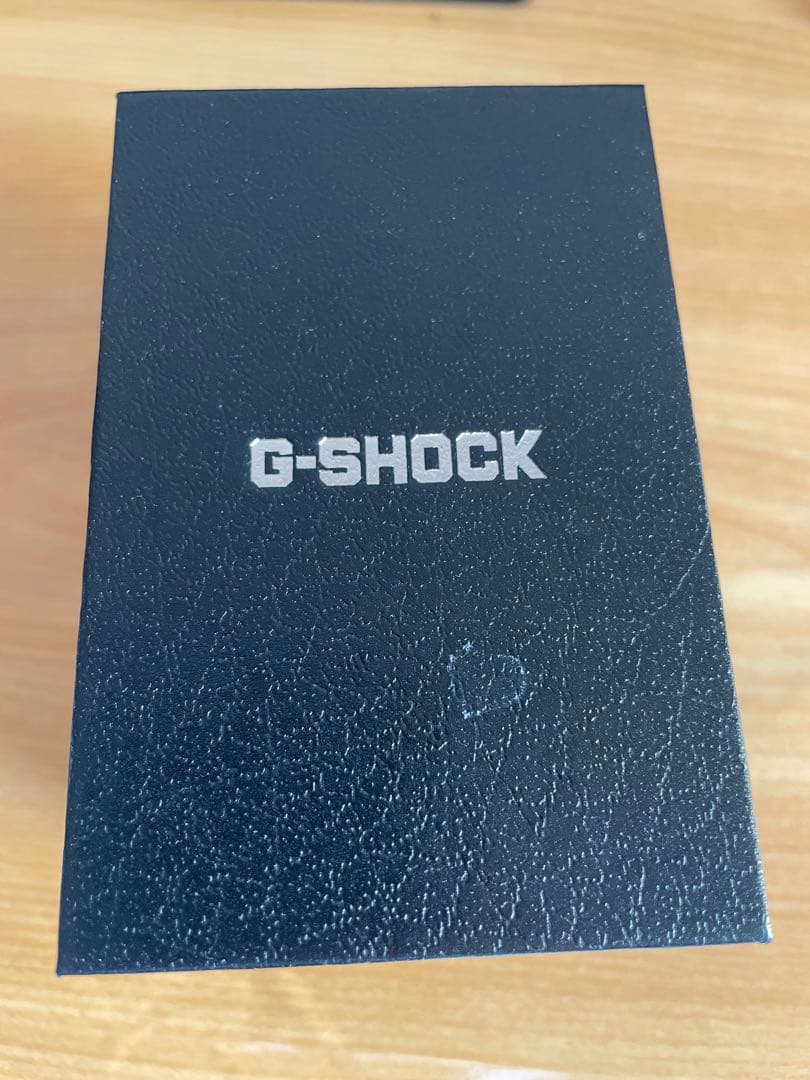 中古CASIO G-SHOCK GMA-S2100-7AJF ホワイト