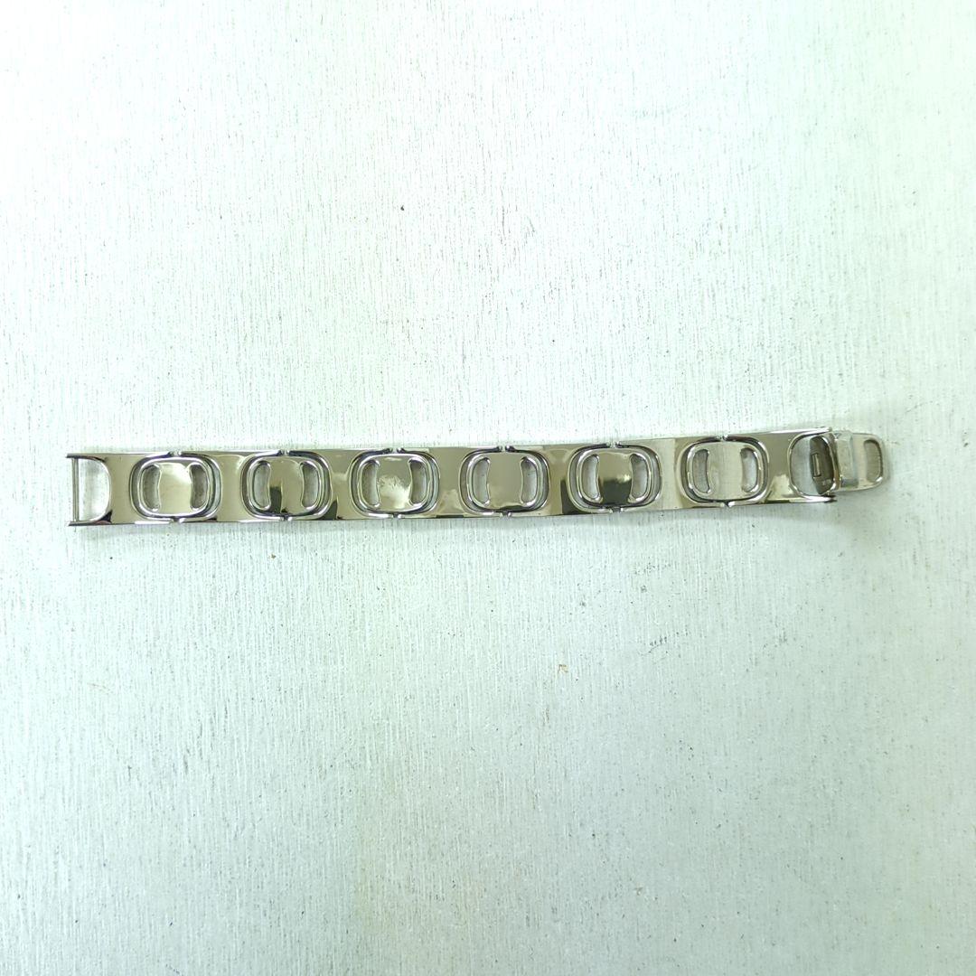 サルヴァトーレ・フェラガモ ブレストレット シルバーカラー イタリア製