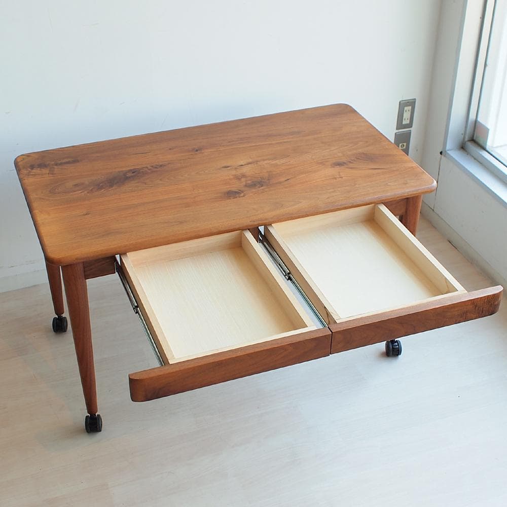 ウォールナット無垢材 ワークデスク キャスター付き 高さ62cm 低め 北欧