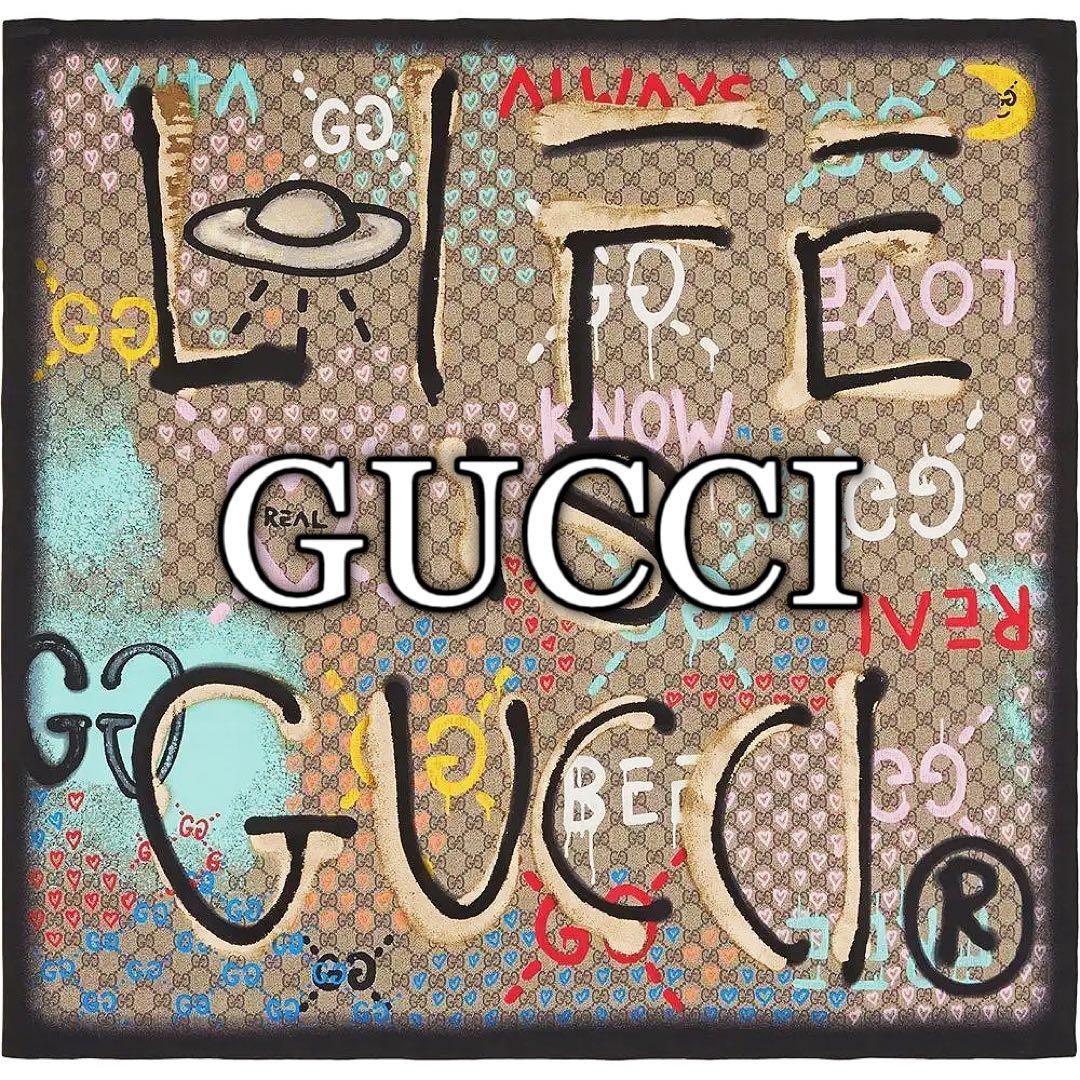 【希少】GUCCI スクエアシルクスカーフ　正方形　90 ゴールド　モノグラム