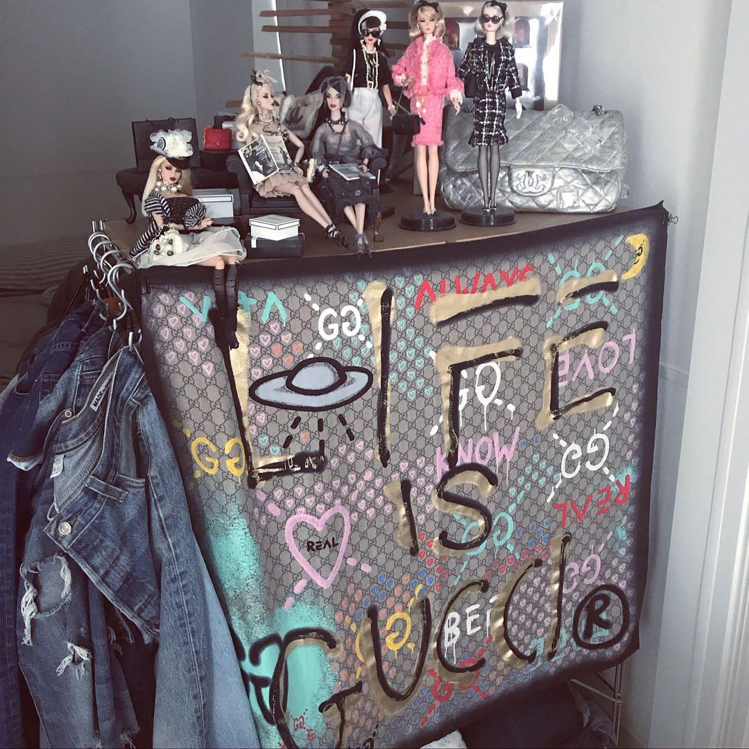 【希少】GUCCI スクエアシルクスカーフ　正方形　90 ゴールド　モノグラム