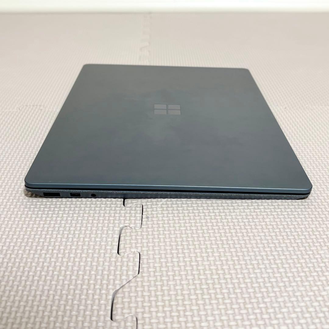 【タッチパネル】Surface Laptop 2【第8世代i5/8G/256G】