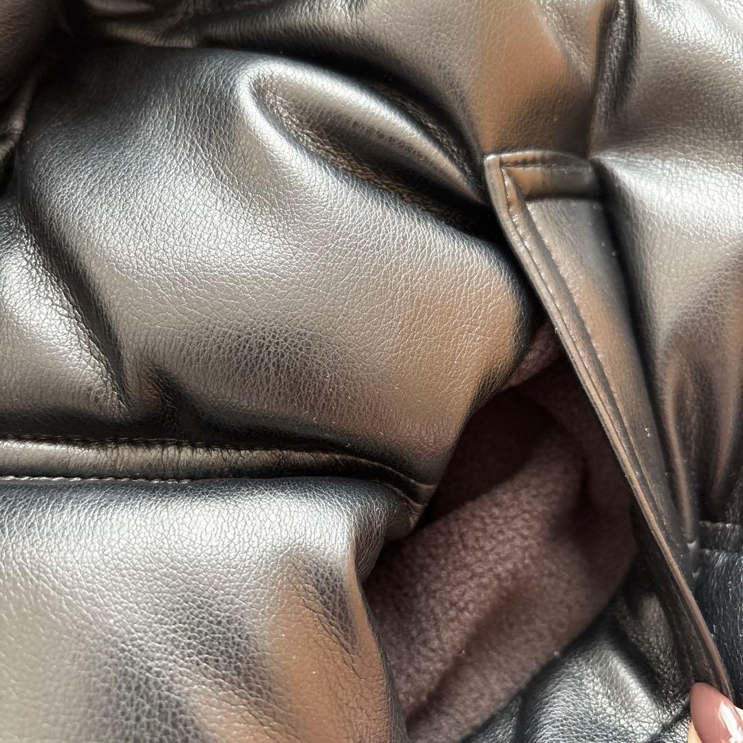 ヴィーガンレザークロップドヘビーウェイトパファージャケット