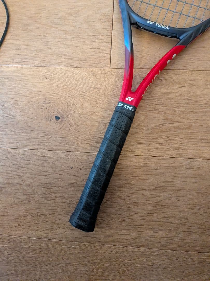 YONEX ヨネックス Vcore 98 G2 ブイコア