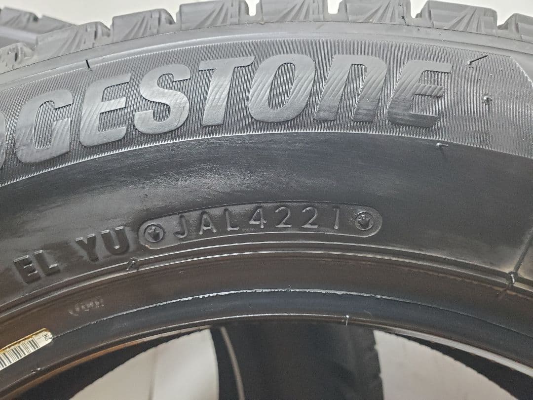 175/65R15 スタッドレス ブリヂストン VRX3