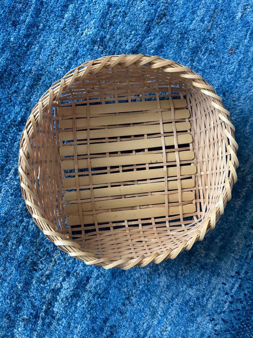 岡悠さん　竹籠