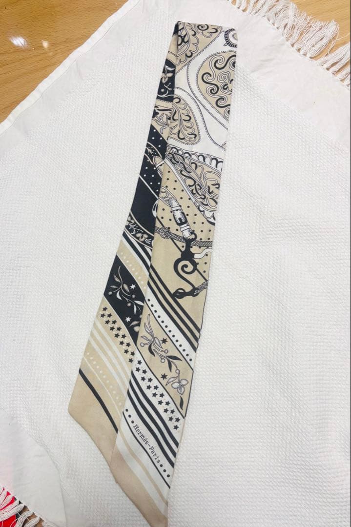 HERMESツイリーアマゾンの祭典エルメス