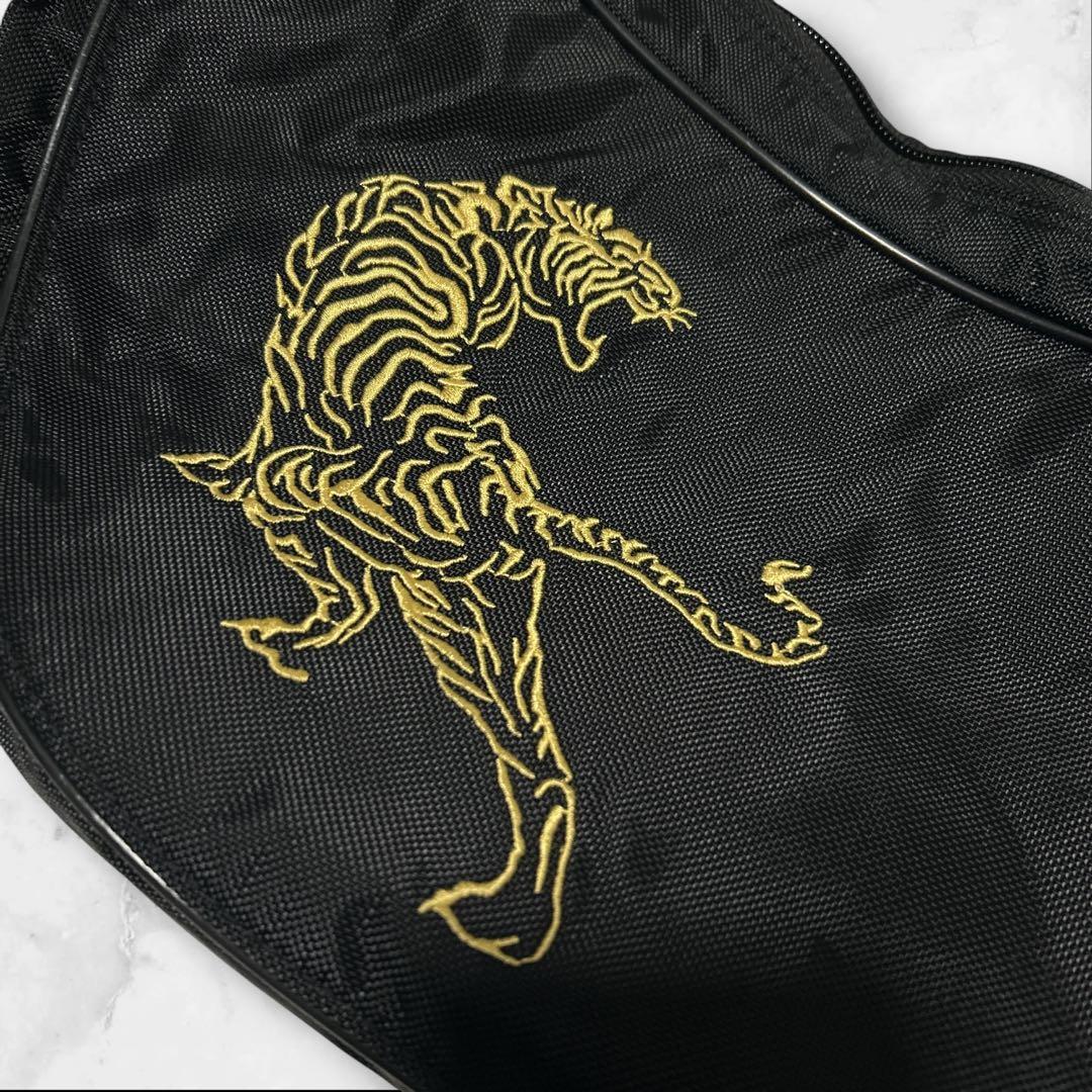 【激レア オニツカタイガー メッセンジャー　刺繍】ボディバッグ 虎 良品