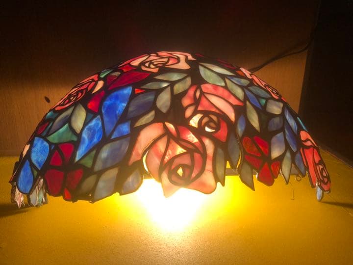 ハンドメイド　ステンドグラス　壁掛け照明　ヨーロッパ　ヴィンテージ