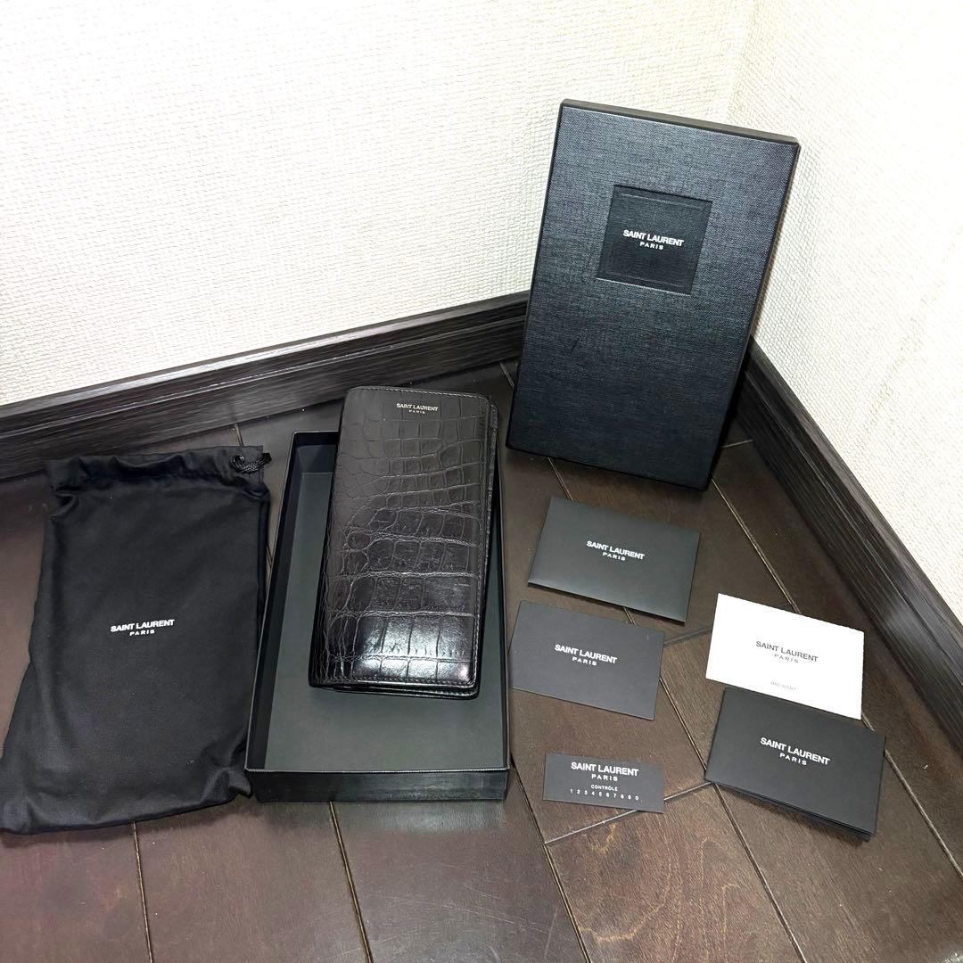 サンローラン型押しクロコ　長財布