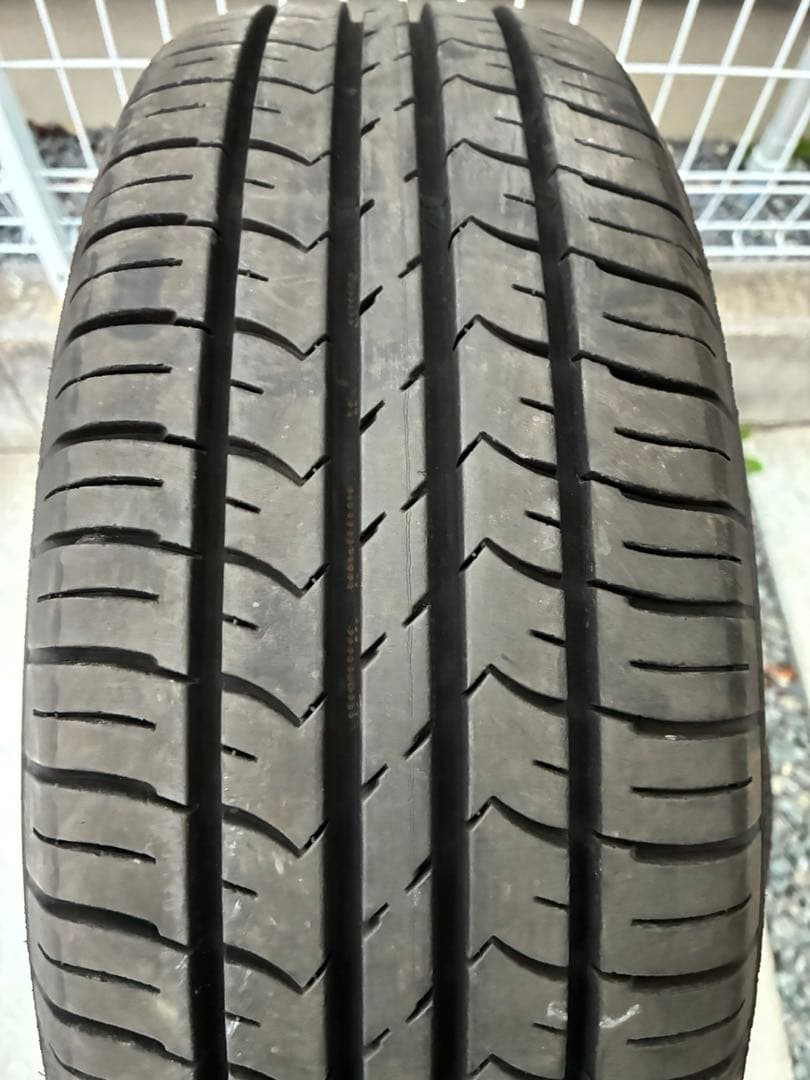 送料込み185/60r15グッドイヤー24年製造4本セットバリ山