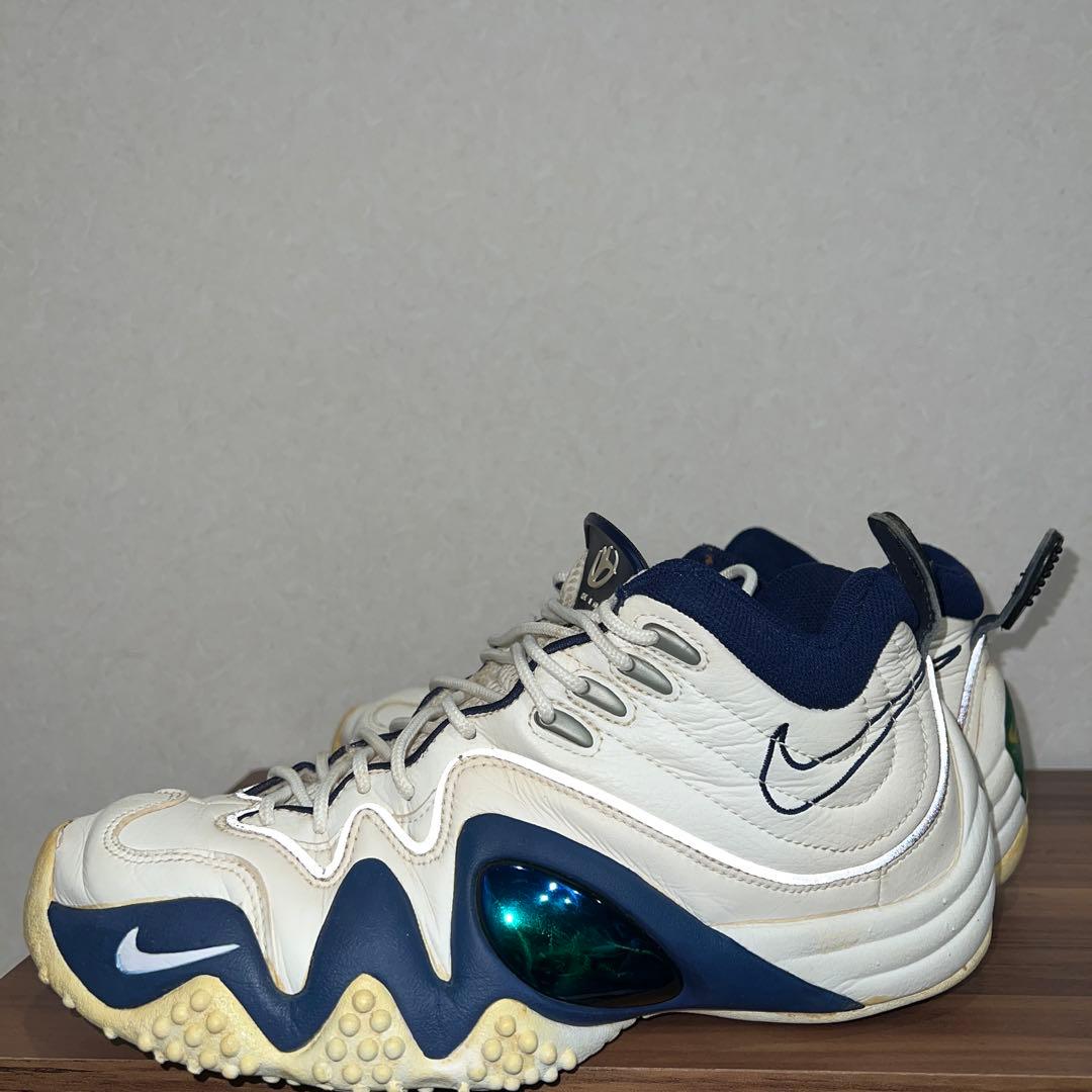 エアズームフライト５　田臥　能代工業　ホワイト／ネイビー