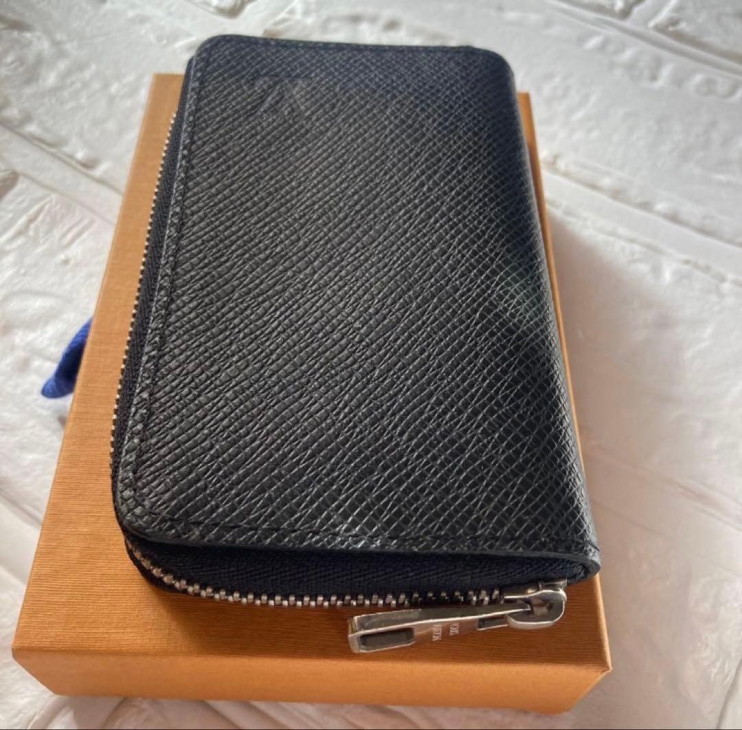 ルイヴィトン　タイガ　ジッピーパース　コンパクトウォレット　アルドワーズ