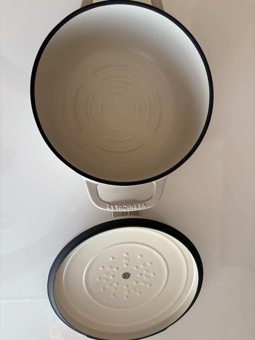 バーミキュラ オーブンポット18 スタンディングハンドル プレミアムマッドコート