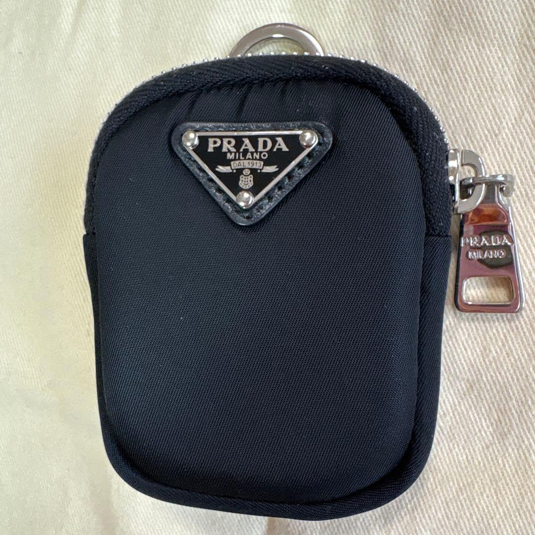 PRADA ブラック ミニポーチ ケース ストラップ付き