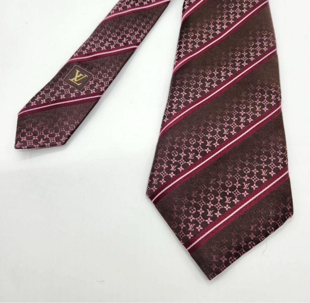 LOUIS VUITTON ルイヴィトン モノグラム　LVロゴ　ネクタイ　美品